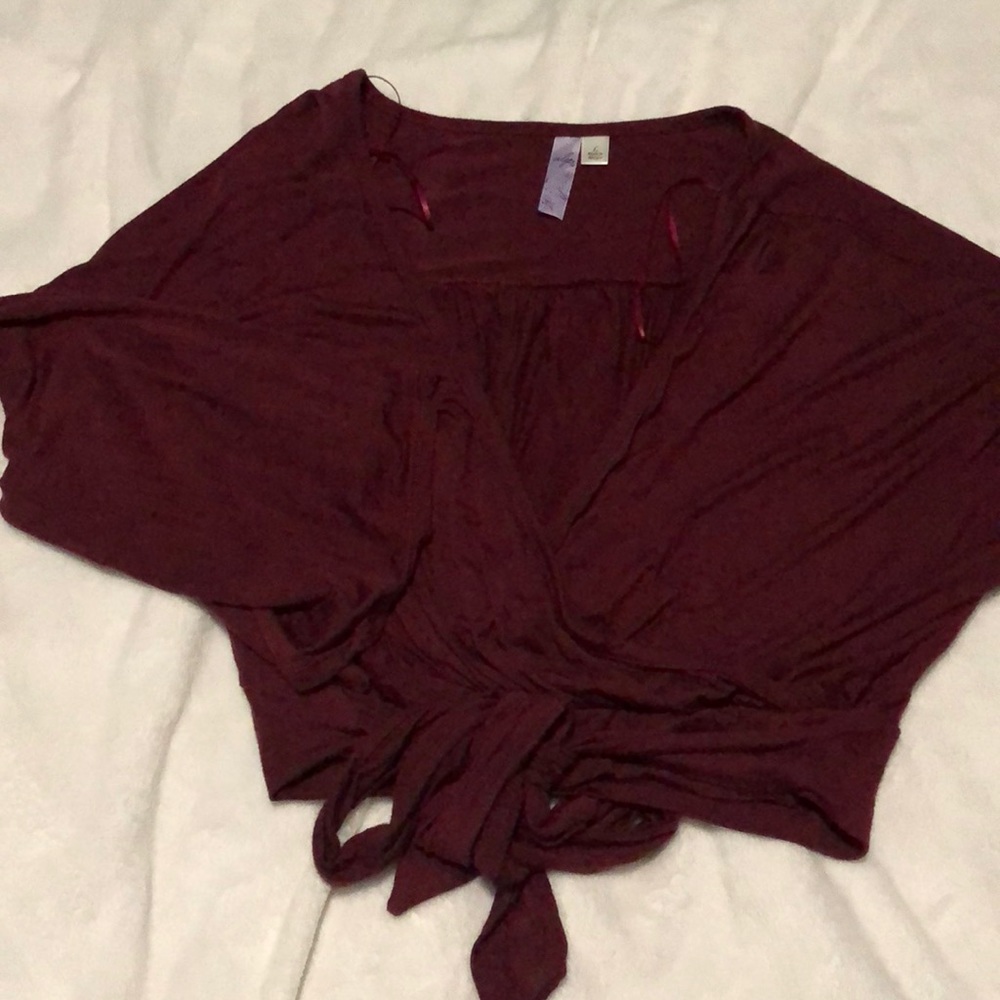 L alga wine colored shirt